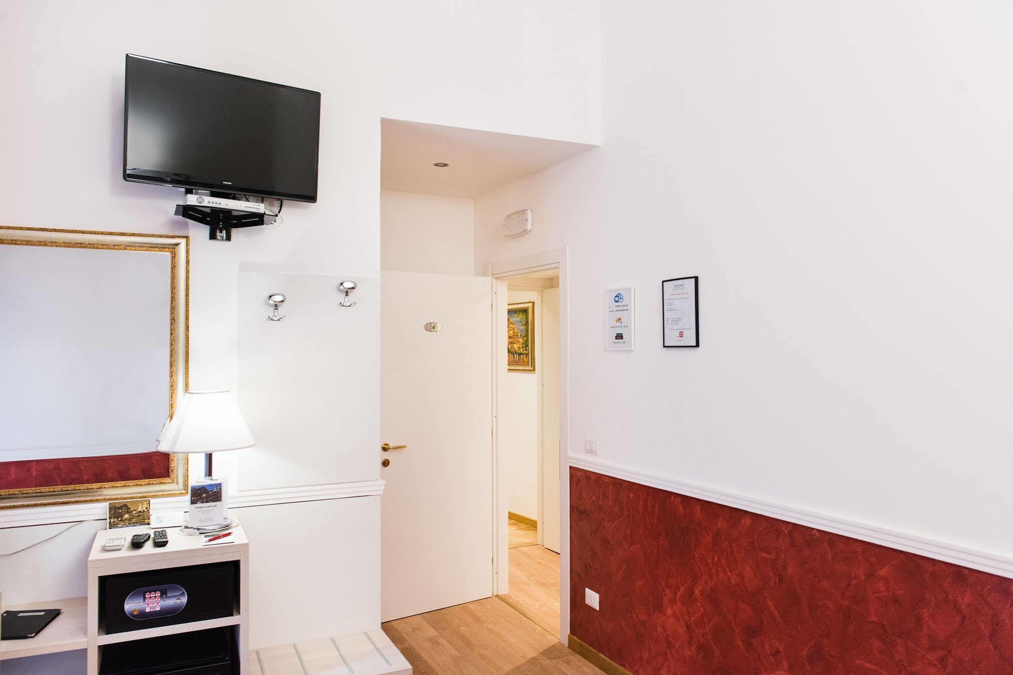 ローマ ドムス　カピルピ Bed & Breakfast エクステリア 写真