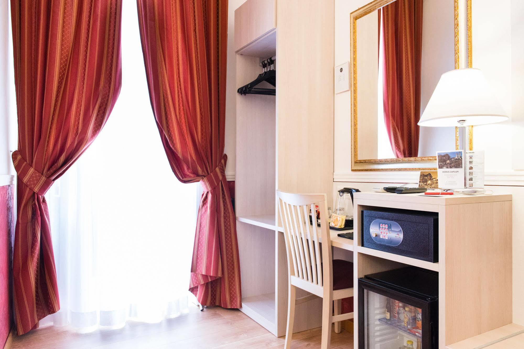 ローマ ドムス　カピルピ Bed & Breakfast エクステリア 写真
